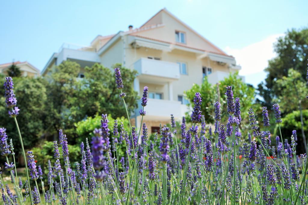Lenka Apartments I Novalja Exterior photo